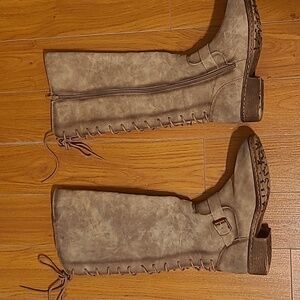 - Eurosoft by Sofft Selden Knee High Tan Seude Lace Up Zip Up Boots Size 8…